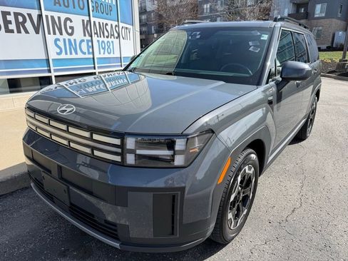 Used 2025 Hyundai Santa Fe SEL image 9