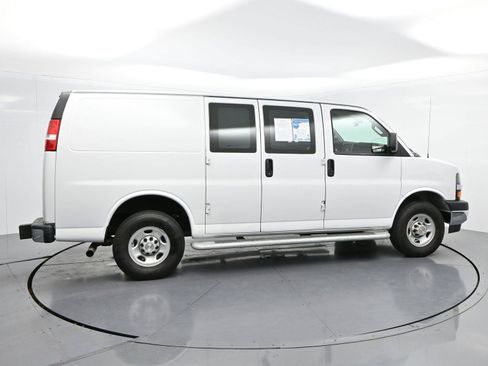 Used 2024 Chevrolet Express 2500 w/ Driver Convenience Package RWD image 8