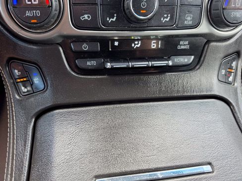 Used 2015 Chevrolet Tahoe LTZ AWD/4WD image 15