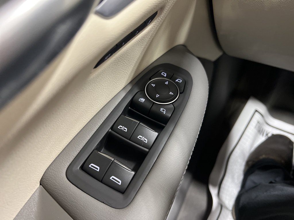 Used 2023 Cadillac XT5 Premium Luxury AWD/4WD image 19