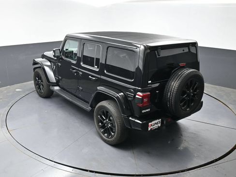 Used 2023 Jeep Wrangler Unlimited Sahara AWD/4WD image 47