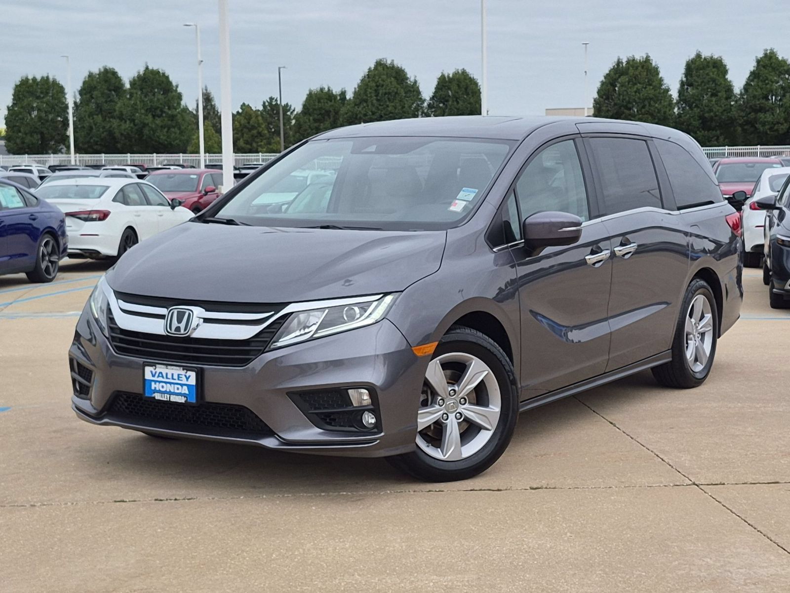Used 2019 Honda Odyssey EX-L image 2