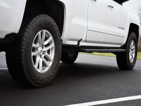 Used 2019 Chevrolet Silverado 1500 LT image 9