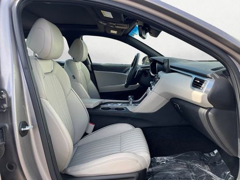 Used 2023 Genesis G70 2.0T w/ Sport Prestige Package image 16