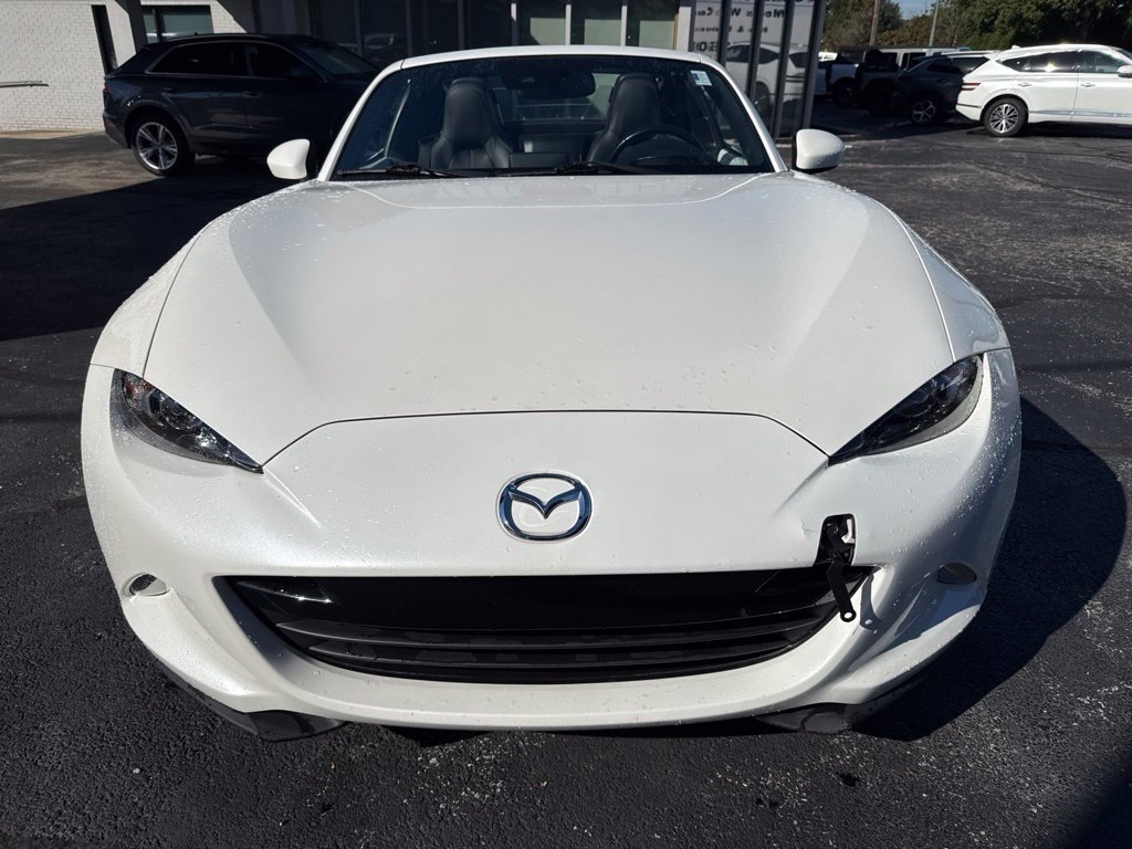 Used 2020 MAZDA MX-5 Miata RF Grand Touring RWD image 8