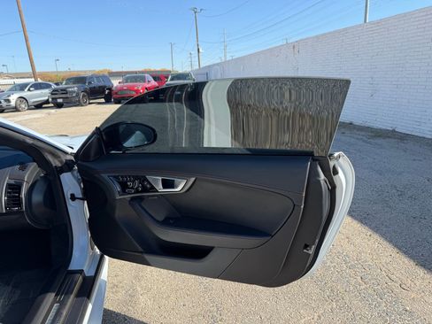 Used 2016 Jaguar F-TYPE R image 23