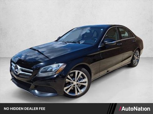 Used 2015 Mercedes-Benz C 300 Sedan image 1