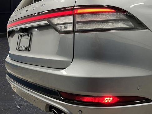 Used 2020 Lincoln Aviator Grand Touring w/ Equipment Group 302A image 37