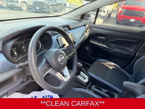 Used 2025 Nissan Versa SV w/ Trunk Package FWD image 8
