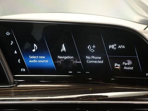 Used 2021 Cadillac Escalade Sport w/ Driver Assist Tech Package AWD/4WD image 27