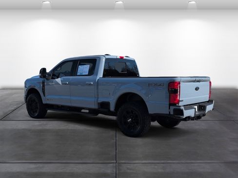 Used 2025 Ford F250 Lariat w/ Lariat Ultimate Package image 3