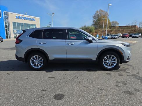 New 2026 Honda CR-V EX image 7