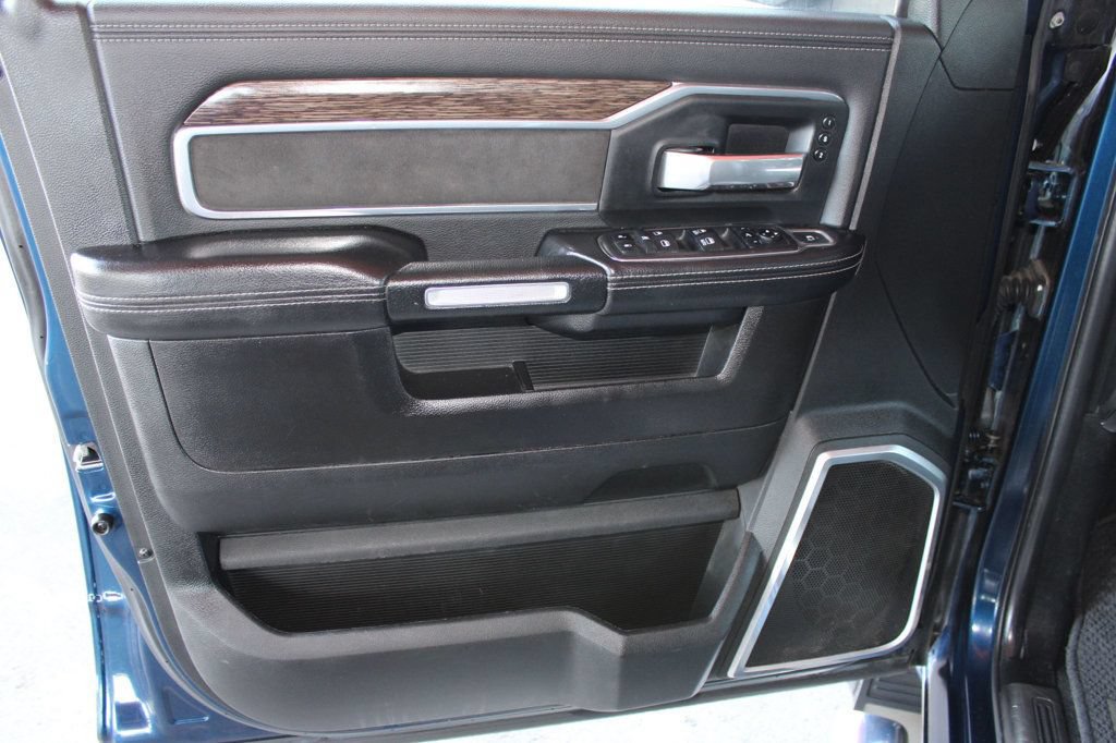 Used 2019 RAM 2500 Laramie AWD/4WD image 18