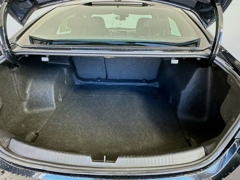 Used 2023 Chevrolet Malibu LT FWD image 24