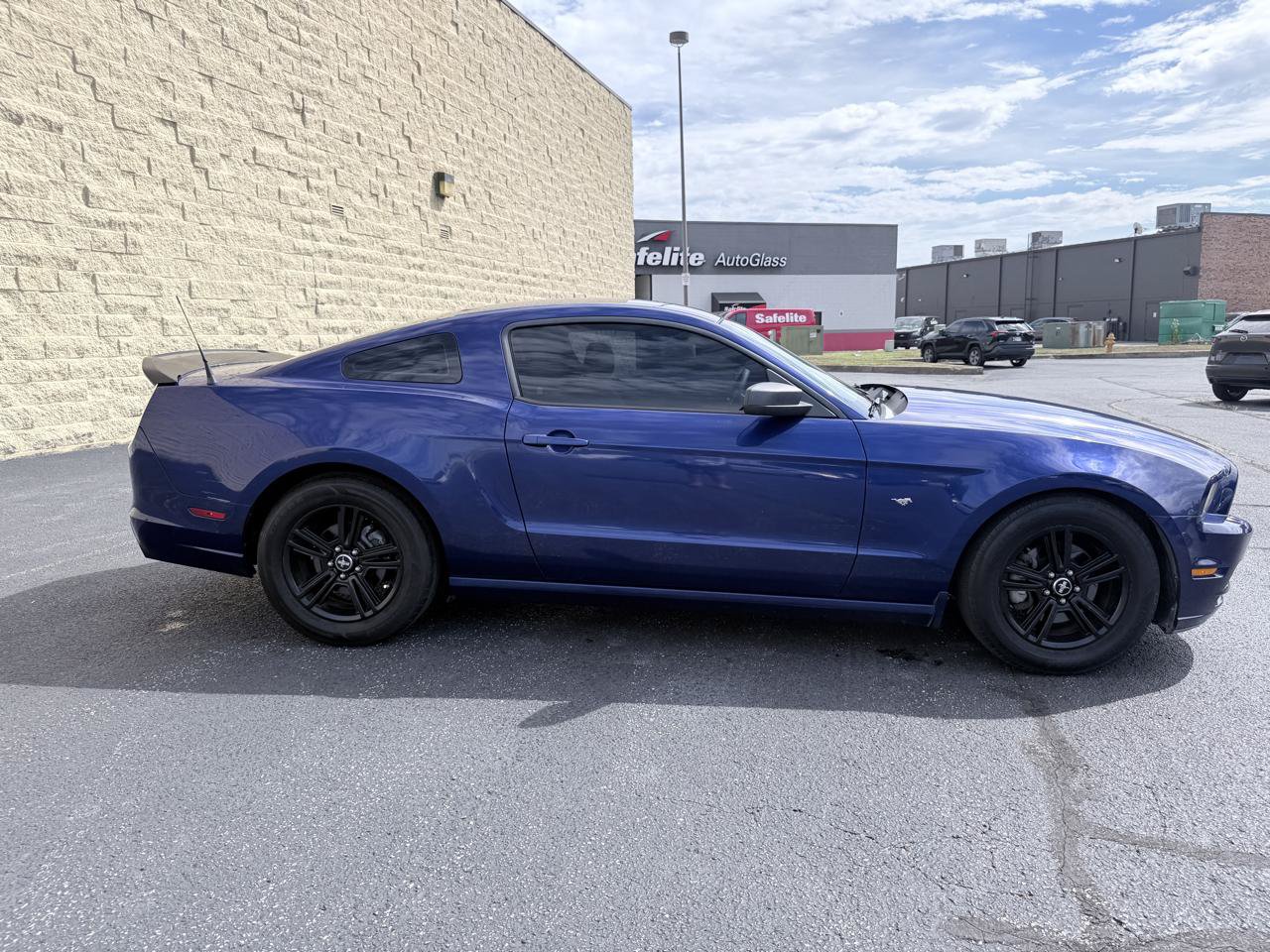Used 2014 Ford Mustang Coupe w/ Equipment Group 102A RWD image 6