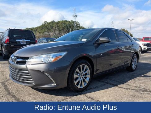 Used 2016 Toyota Camry XLE image 8