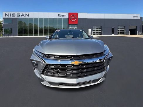 Used 2025 Chevrolet Blazer LT AWD/4WD image 28