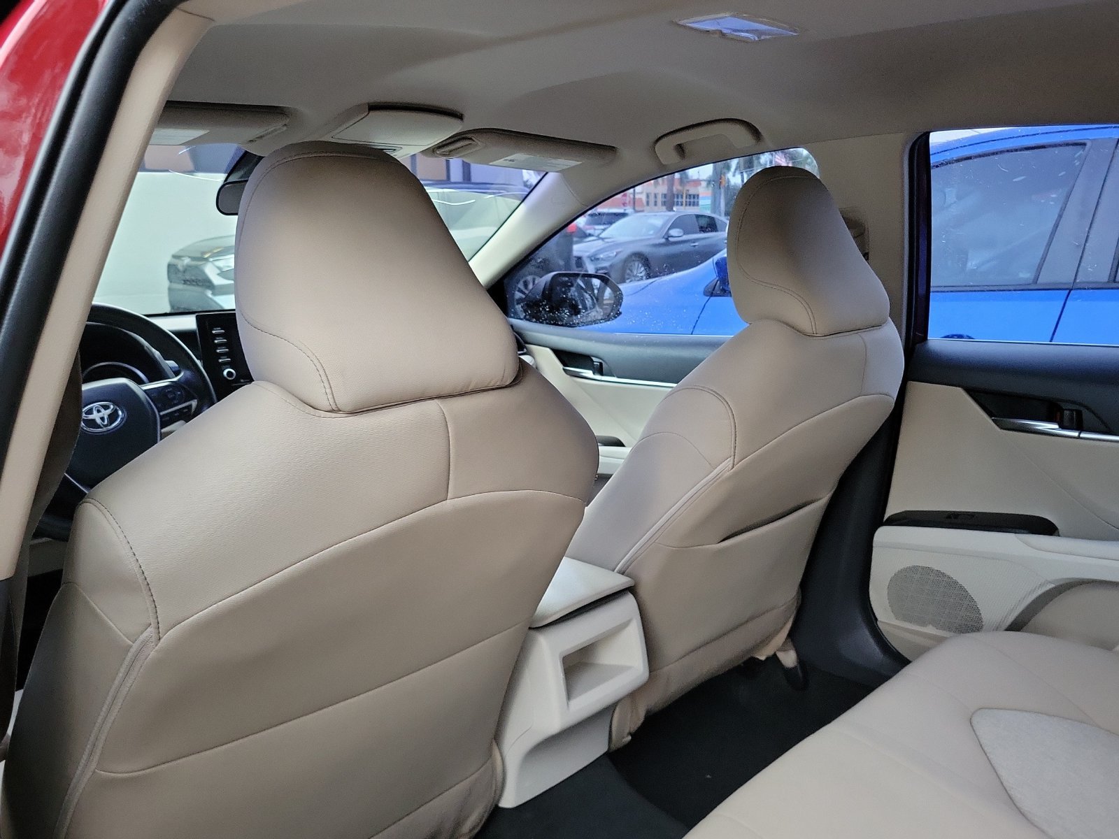 Used 2022 Toyota Camry LE FWD image 11