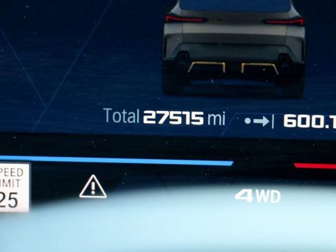 Used 2023 BMW XM image 12