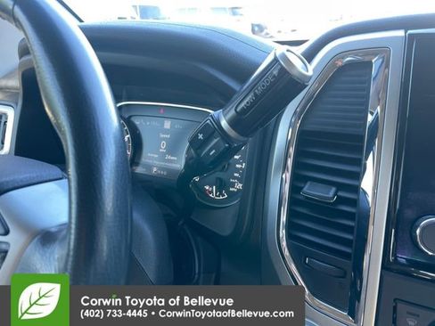 Used 2021 Nissan Titan SV w/ SV Convenience Package AWD/4WD image 14