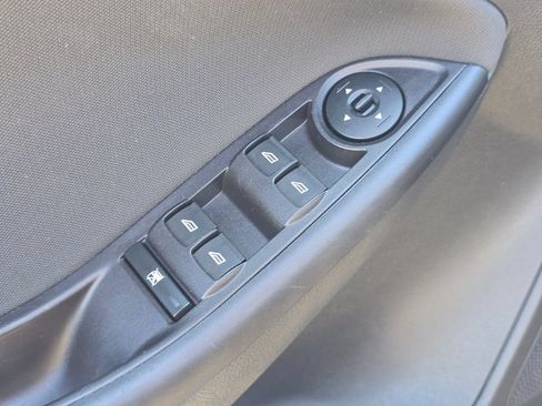 Used 2015 Ford Focus SE w/ SE Sport Package FWD image 23