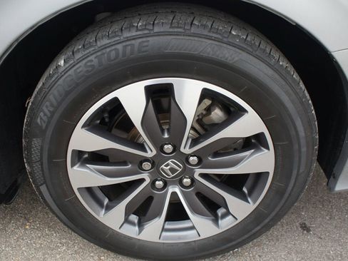 Used 2021 Honda Odyssey EX-L image 26