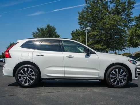Certified 2024 Volvo XC60 B5 Plus w/ Climate Package AWD/4WD image 4