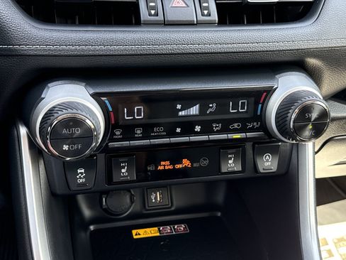 Used 2025 Toyota RAV4 XLE Premium w/ Weather Package FWD image 28