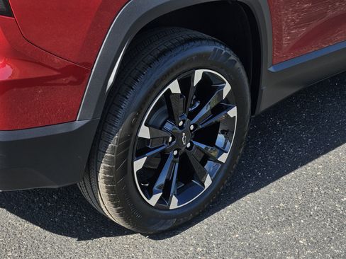 New 2026 Chevrolet Equinox RS w/ Convenience Package III FWD image 6