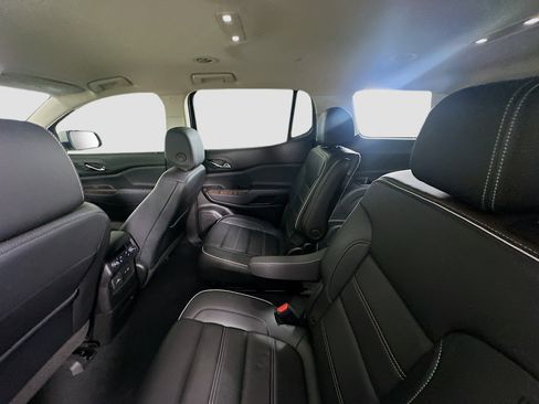 Used 2022 GMC Acadia Denali FWD image 27