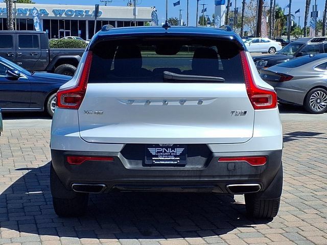 Used 2019 Volvo XC40 T5 R-Design AWD/4WD image 3