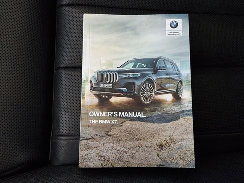 Used 2019 BMW X7 xDrive50i w/ M Sport Package AWD/4WD image 33