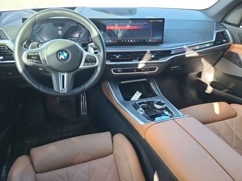 Used 2024 BMW X5 M60i image 6