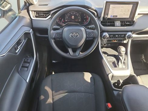 Used 2024 Toyota RAV4 XLE image 18