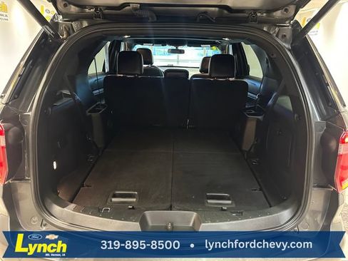 Used 2017 Ford Explorer XLT w/ Equipment Group 202A AWD/4WD image 24