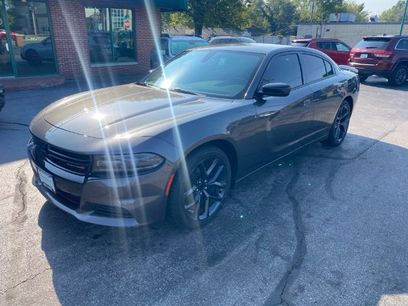 Used 2019 Dodge Charger SXT