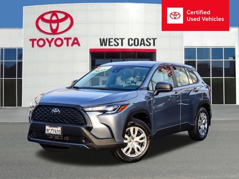 Used 2022 Toyota Corolla Cross L image 1