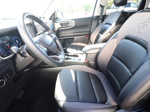 Certified 2025 Ford Bronco Sport Big Bend w/ Black Appearance Package image 2