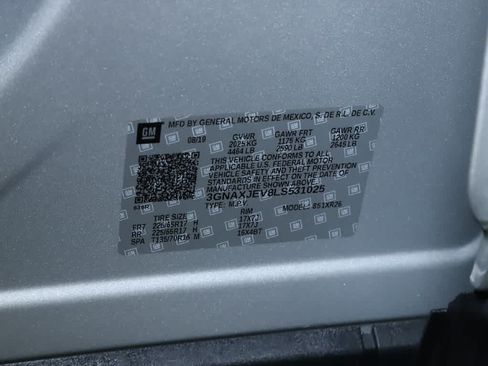 Used 2020 Chevrolet Equinox LT w/ Driver Convenience Package FWD image 22