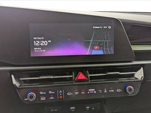 Used 2023 Kia Niro Wind FWD image 27