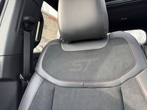 New 2026 Ford Explorer ST w/ Sun And Sound Package image 27