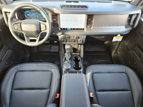 New 2025 Ford Bronco Badlands AWD/4WD image 11