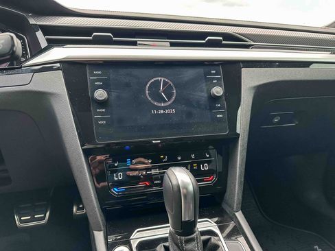 Used 2023 Volkswagen Arteon SEL Premium w/ Arteon MDO Package image 31