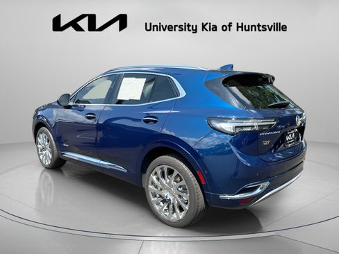 Used 2022 Buick Envision Avenir w/ Technology Package II FWD image 6