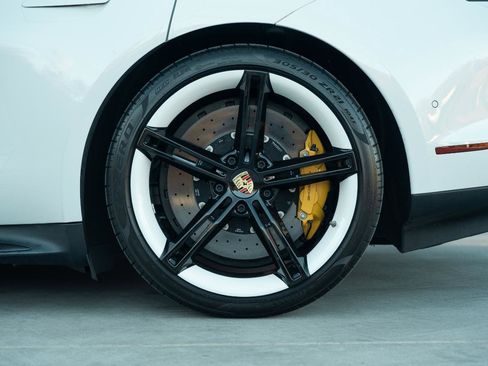 Used 2022 Porsche Taycan Turbo S image 37