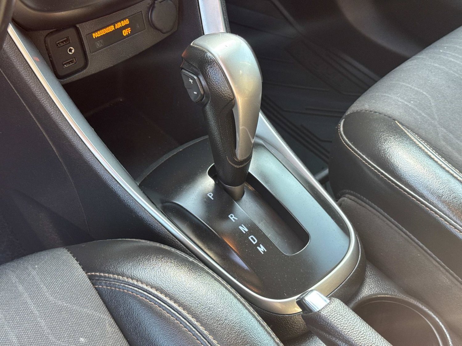 Used 2020 Chevrolet Trax LT w/ LT Convenience Package FWD image 30