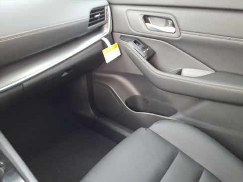 New 2026 Nissan Rogue SV image 23