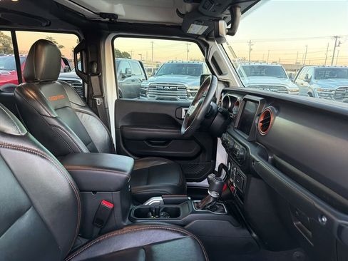 Used 2022 Jeep Gladiator Mojave w/ LED Lighting Group image 23