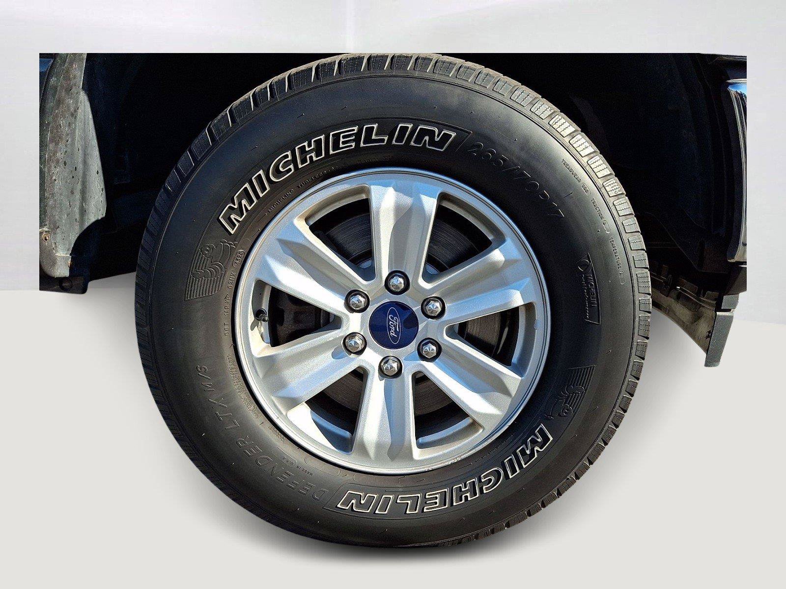 Used 2018 Ford F150 XLT AWD/4WD image 8