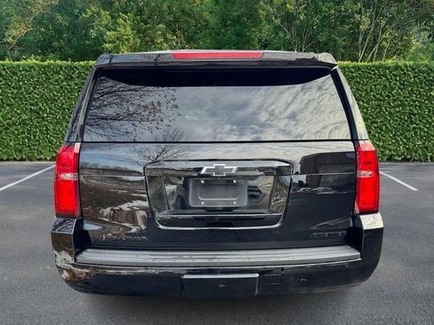 Used 2019 Chevrolet Suburban Premier image 8